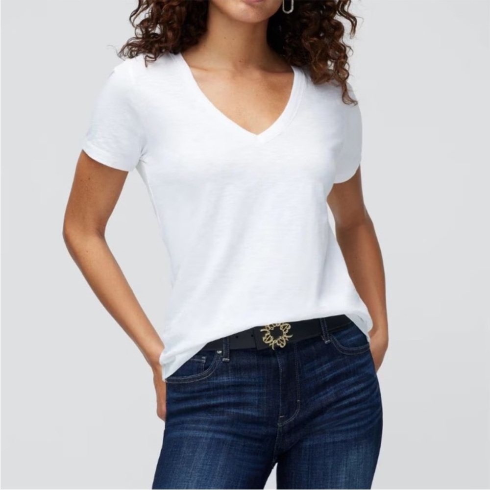 🆕 White House Black Market WHBM Women’s White Easy Classic V-Neck Tee